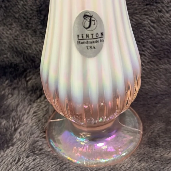Fenton pink iridescent / opalescent bud vase with sticker, approx 8 1/2” - Picture 2 of 9
